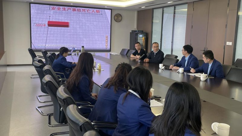 考叉车证哪个学校正规